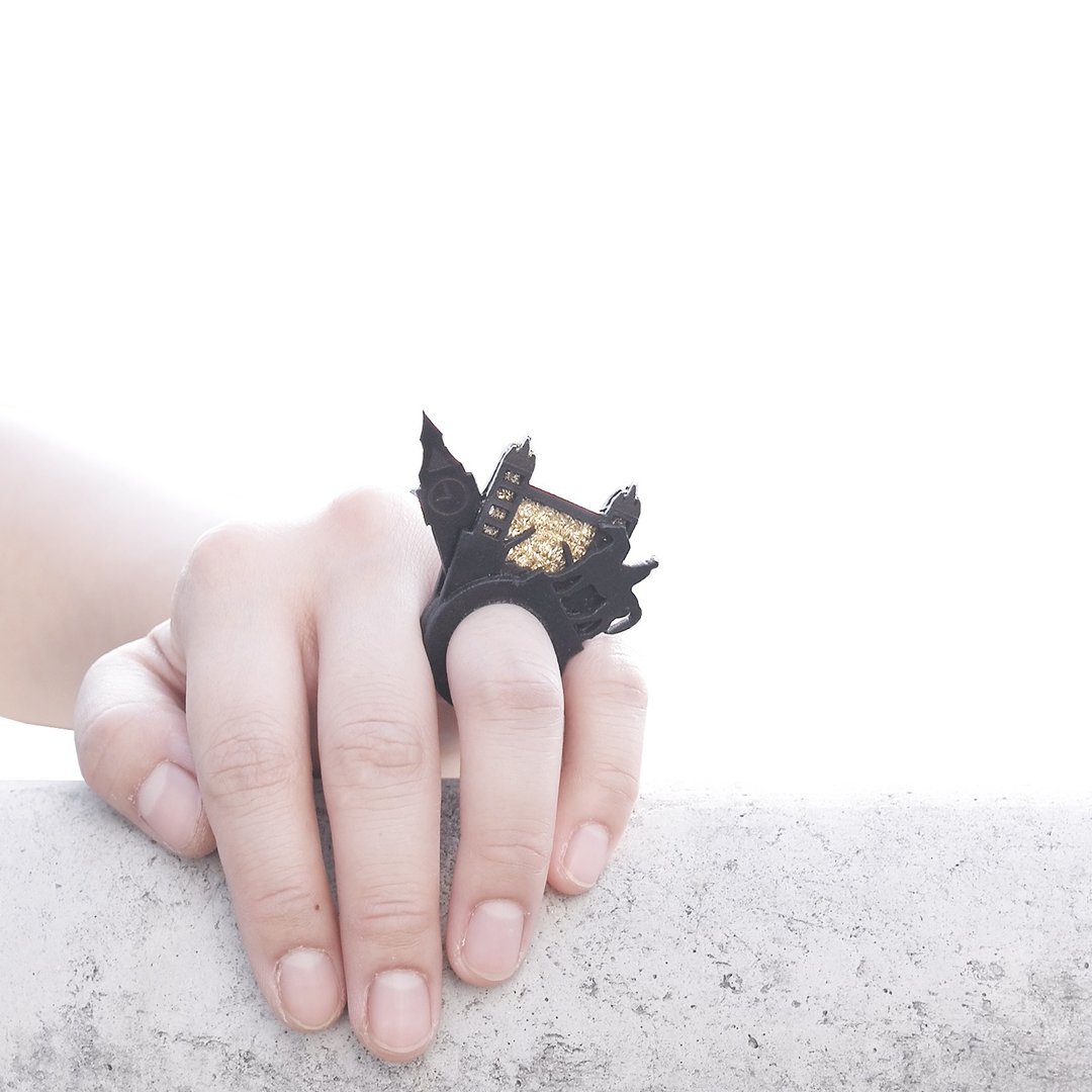 SUE BI DO WA - 手工制作皮革并合手织戒指-London 100% handmade leather mix with yarn Ring(London) - 戒指 - 真皮 黑色