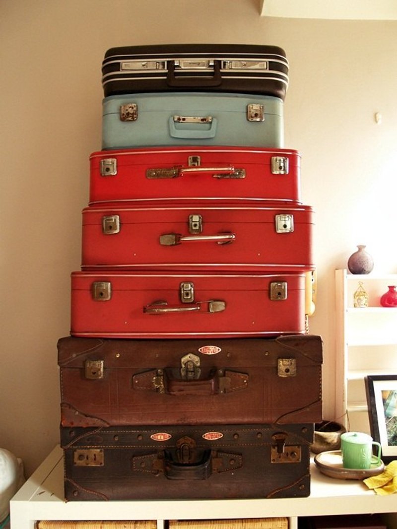 台湾老货-水蓝色皮箱-开店布置陈列/拍照道具 - 行李箱/行李箱保护套 - 其他材质 红色