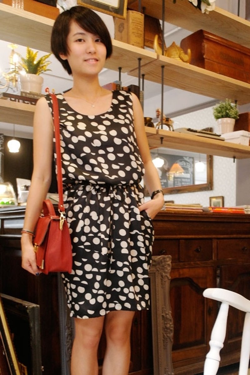 黑白点点抽绳窄裙洋装  - 洋装/连衣裙 - 其他材质 