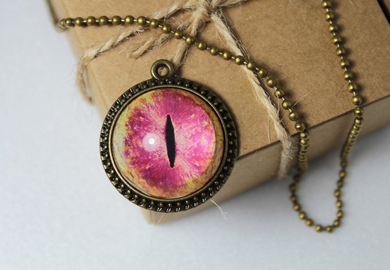 [CAT EYE 系列]中颗猫眼(25mm) 半球 玻璃泡泡 长项链---花边2 +小饰品 订购卖场 - 项链 - 其他金属 多色