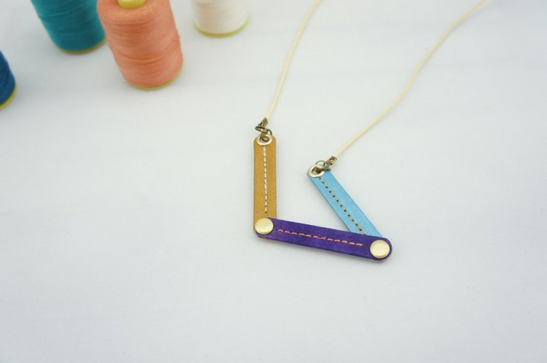 “Paper  Jewelry ”三色铆钉 colorful pivot (土黄x深紫x雾蓝) - 项链 - 纸 多色