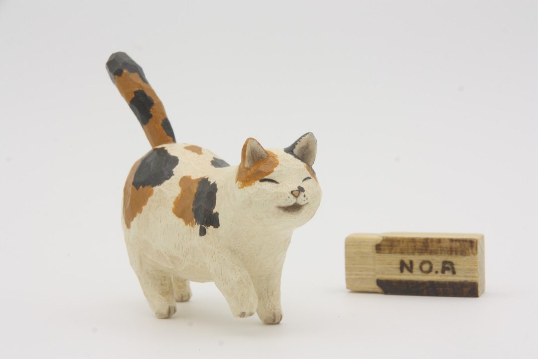 疗愈系木雕小动物_胖花猫_三花 Cat (原木手工雕刻) - 摆饰 - 木头 多色