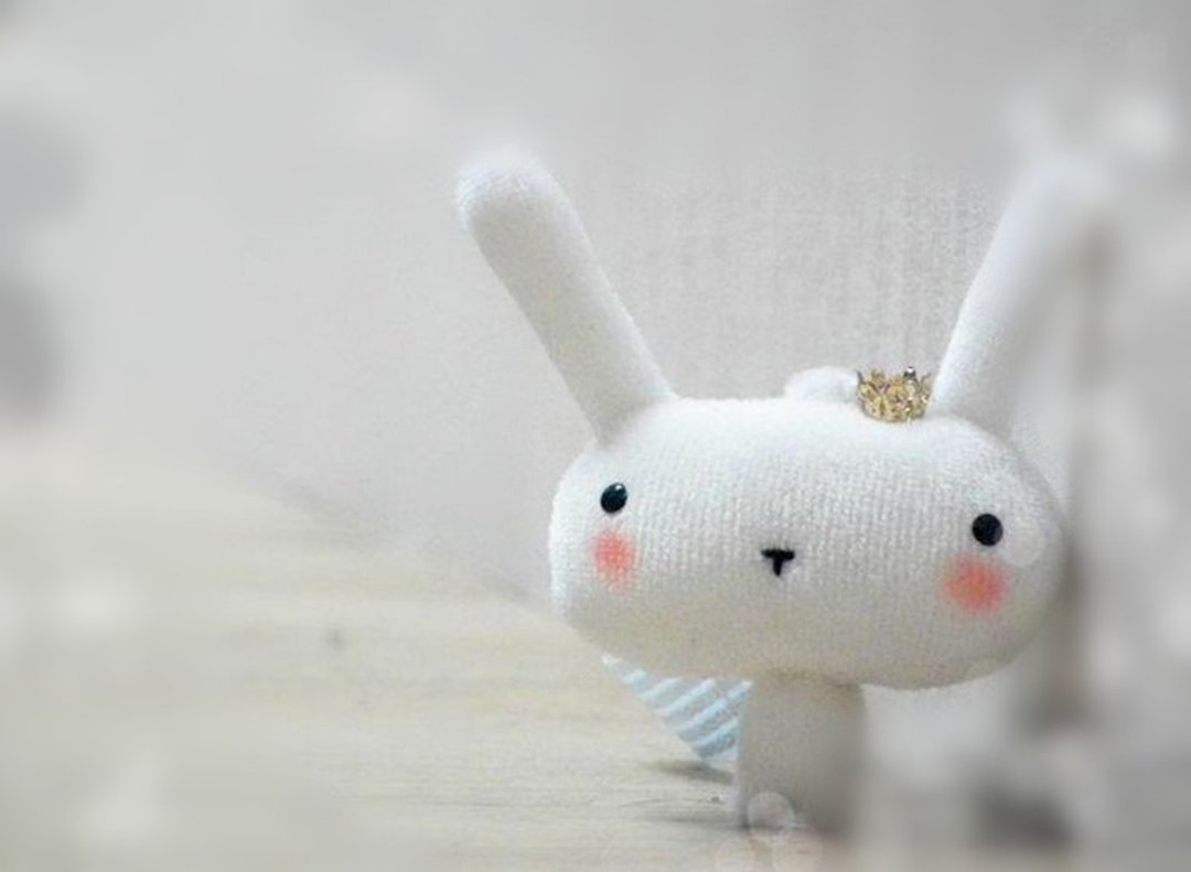Bucute 擦拭手机屏幕┃ 布萝兔手机吊饰┃附耳机塞┃礼物 - 吊饰 - 其他材质 白色
