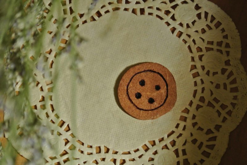 【 T - C 】 复古 皮革 别针 胸针 - 胸针 - 其他材质 