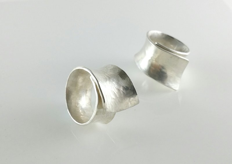 锻敲系列Forging collection 纯银戒指 FGR003 台湾设计师手工银饰 - 戒指 - 纯银 银色
