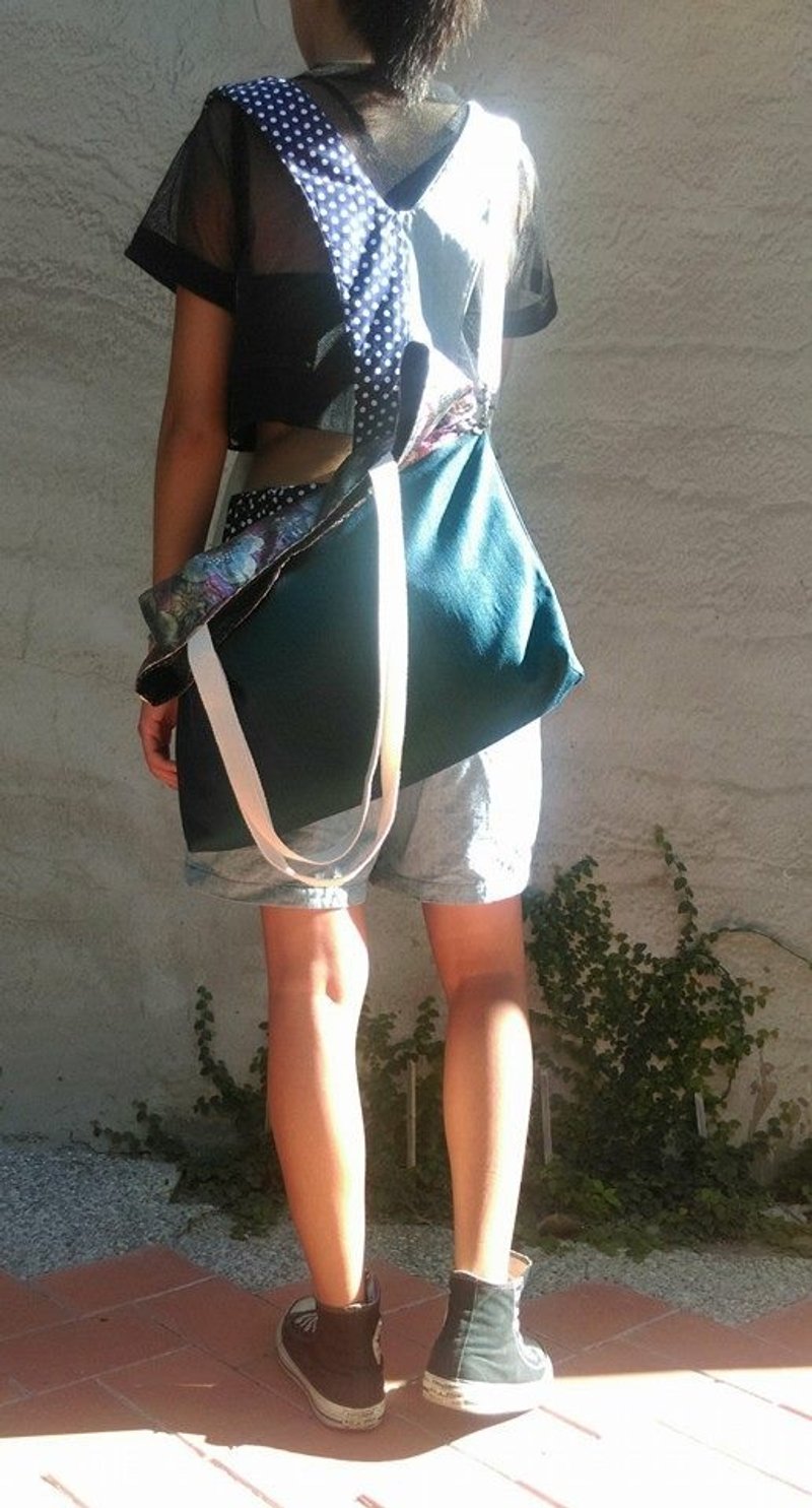 嘴大四方包-旅行/两天一夜/满/安全感 - 侧背包/斜挎包 - 其他材质 绿色