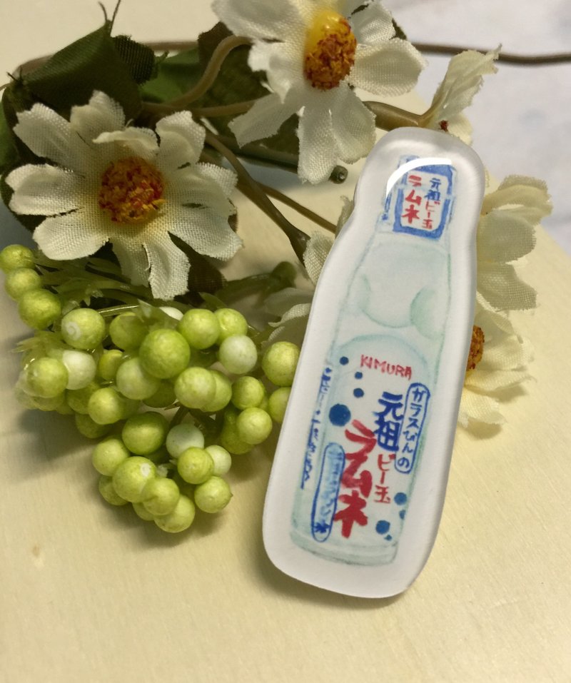 H Cafe - 水彩手绘 原创 波子汽水 胸针 - 胸针 - 塑料 蓝色