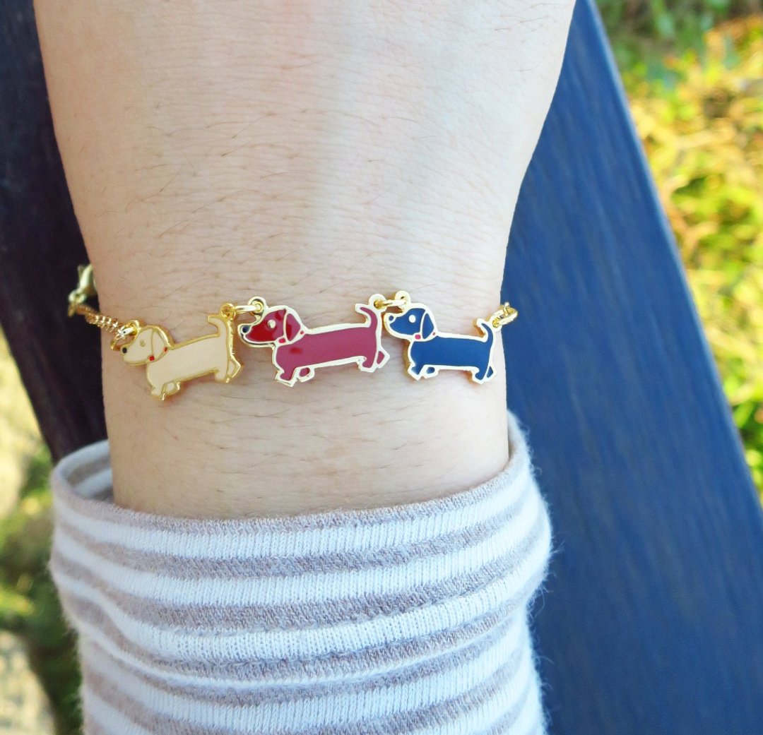 小腊肠排排站 手作手链 - 手链/手环 - 其他金属 多色
