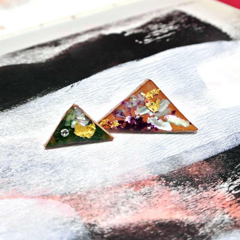 高贵三角形皮制耳环 - 耳环/耳夹 - 真皮 咖啡色