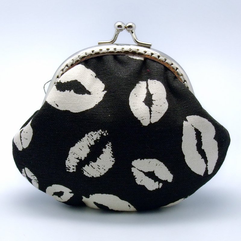 白唇印口金包，零钱包(S-234) - 零钱包 - 其他材质 黑色