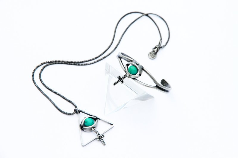 ⊕上帝之眼十字架永恒项链⊕ (全视之眼、 Eye of Providence、All-seeing Eye) - 项链 - 其他金属 