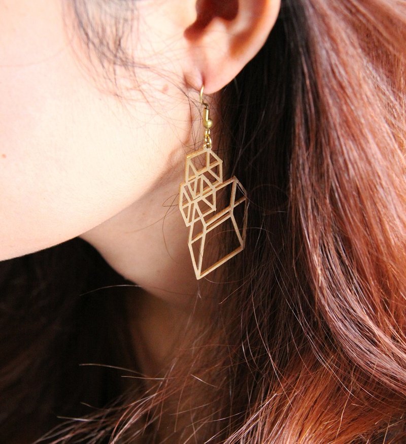 Modern Square Geometric Cube - Optical Art - Hand craft Necklace - 耳环/耳夹 - 其他金属 金色