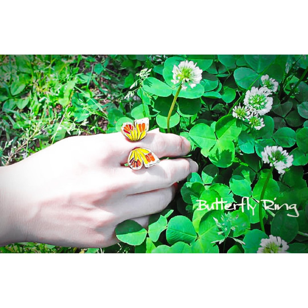 Butterfly wing ring in brass with enamel color ,Rocker jewelry ,Skull jewelry,Biker jewelry - 戒指 - 其他金属 
