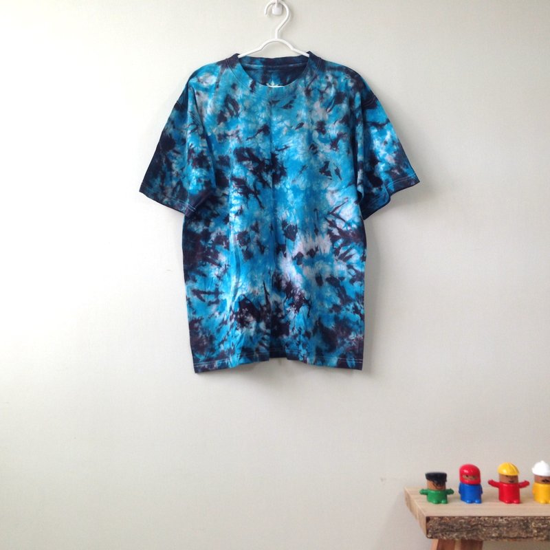 手染 绑染 扎染 全棉T-shirt 黑蓝双色大理石纹 - 中性连帽卫衣/T 恤 - 其他材质 蓝色