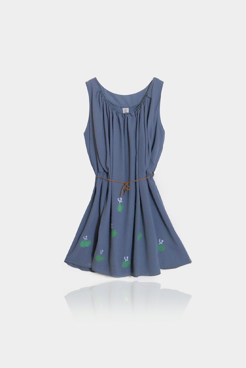 【限量手作】有时隐藏是希望被发现／满满小鹿洋装．last one - 洋装/连衣裙 - 其他材质 蓝色