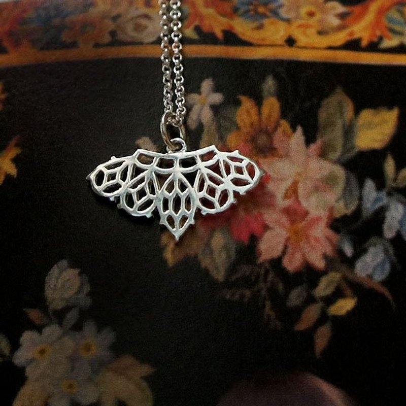 GEORGIA TSAO 钻石蕾丝纯银项炼 - 项链 - 其他金属 