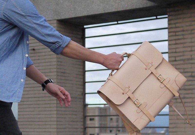 小岛手工皮革书包 Leather Satchel - 后背包/双肩包 - 真皮 金色