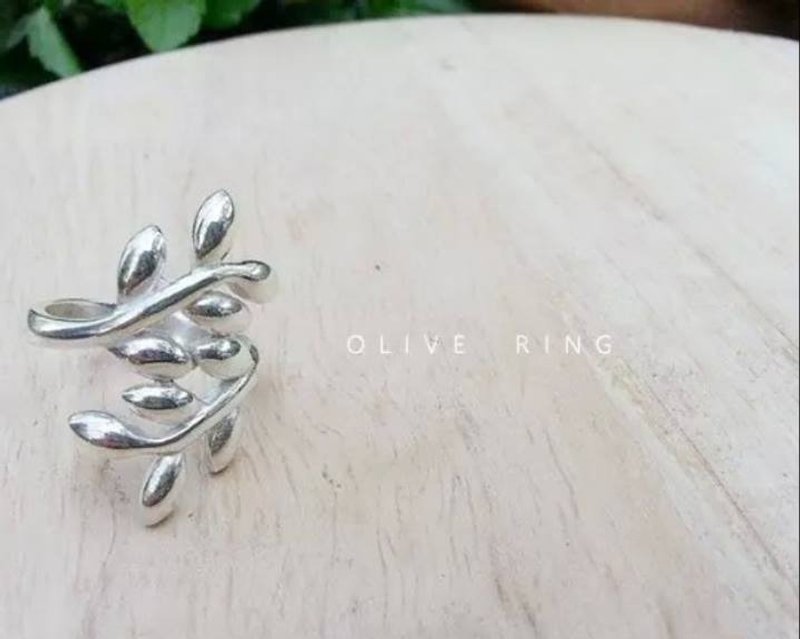 Olive leaf ring, Silver - 戒指 - 其他金属 灰色