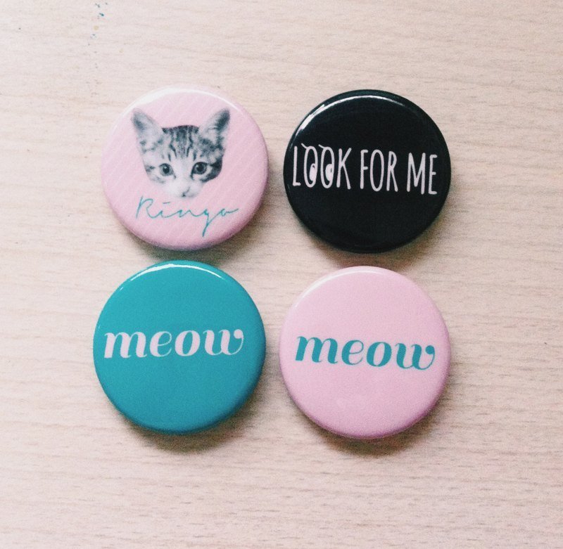 look for me☁喵喵俱乐部徽章组 猫咪 礼物 1组4枚 - 徽章/别针 - 塑料 粉红色