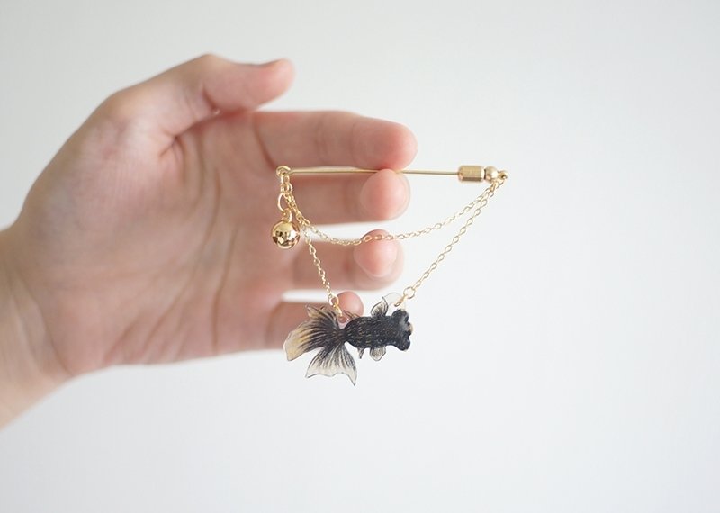 ［独角森林］ summer系列 金鱼胸针喧闹款 - 其他 - 其他材质 