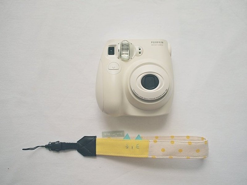 hairmo。黄猫咪吃柠檬单挂手腕带+快拆皮片组(小孔1) - 证件套/卡套 - 其他材质 黄色