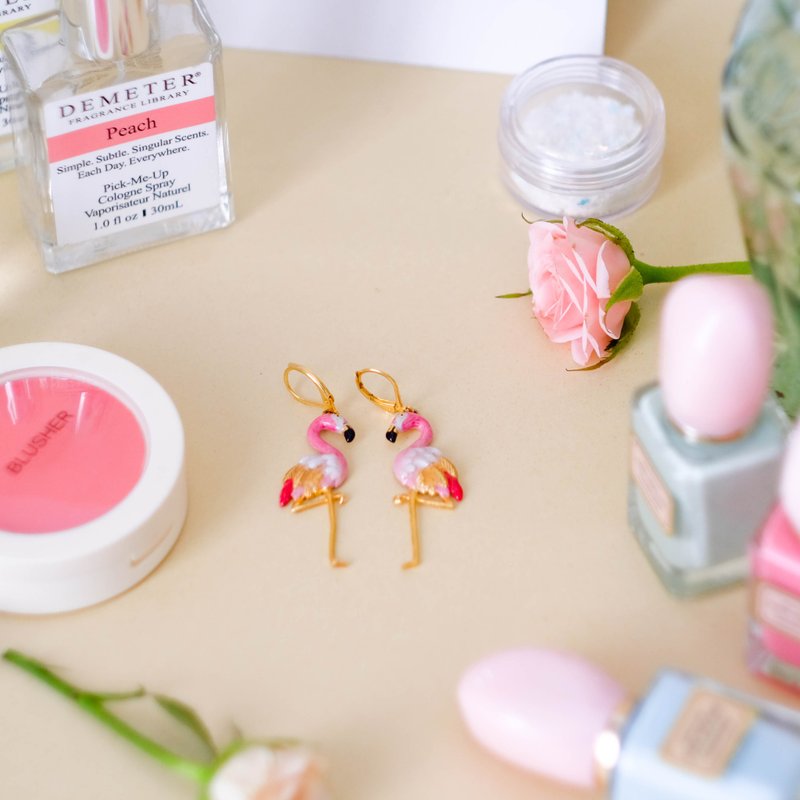 Flamingo Earring. Pink Pastel, Handmade Enamel. - 耳环/耳夹 - 其他金属 粉红色