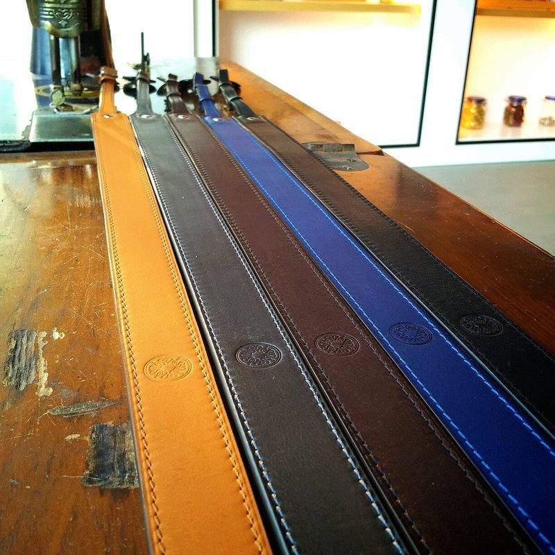 isni 手工皮件 / 相机背带(L) - 证件套/卡套 - 真皮 卡其色