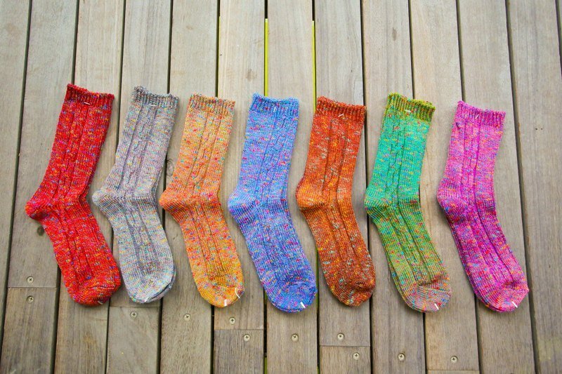 【7色】一眼心动，非它莫属！ // 职人渲染花点儿缤纷纱线袜子 :::DAWN' make up your feet ::: - 袜子 - 棉．麻 多色