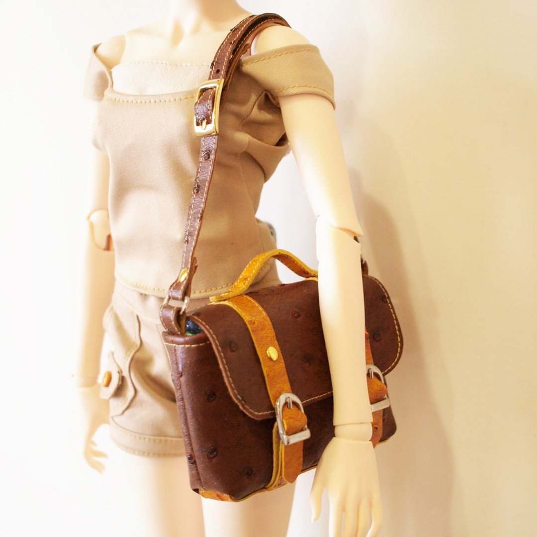 1pinfun 迷你 斜背包  Doll BJD 人形玩偶专用 咖啡 - 侧背包/斜挎包 - 其他材质 咖啡色