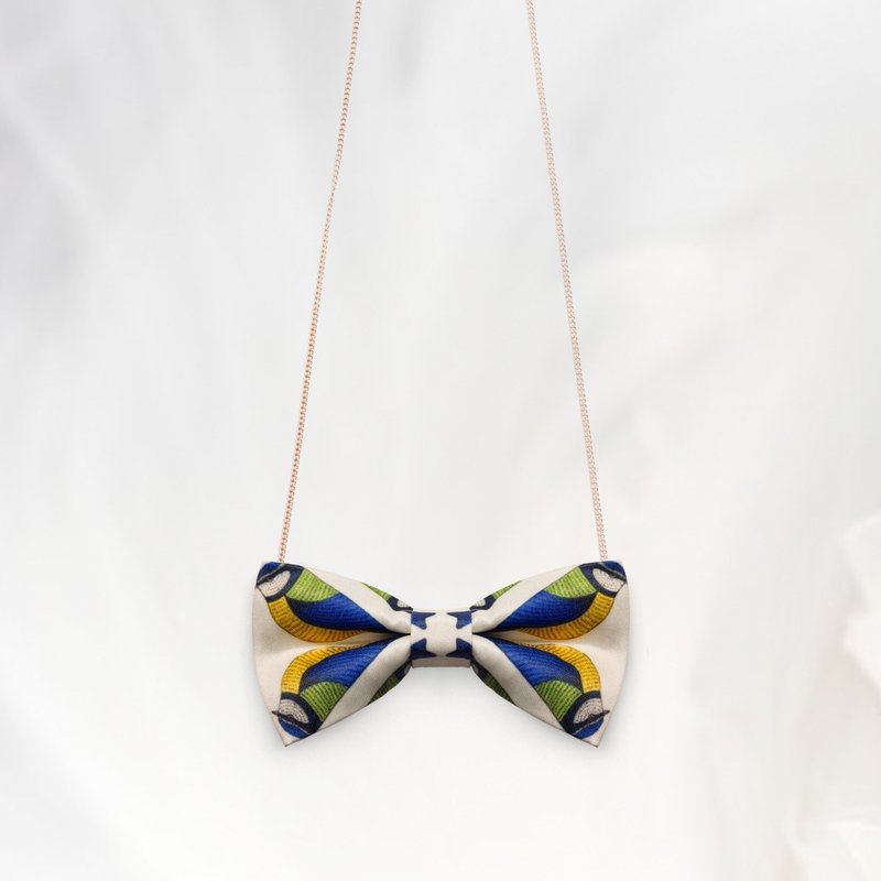 Style K0030 四方小雀 印花领结 颈链 头饰 宠物颈圈 童装领结 - 颈链 - 其他材质 多色