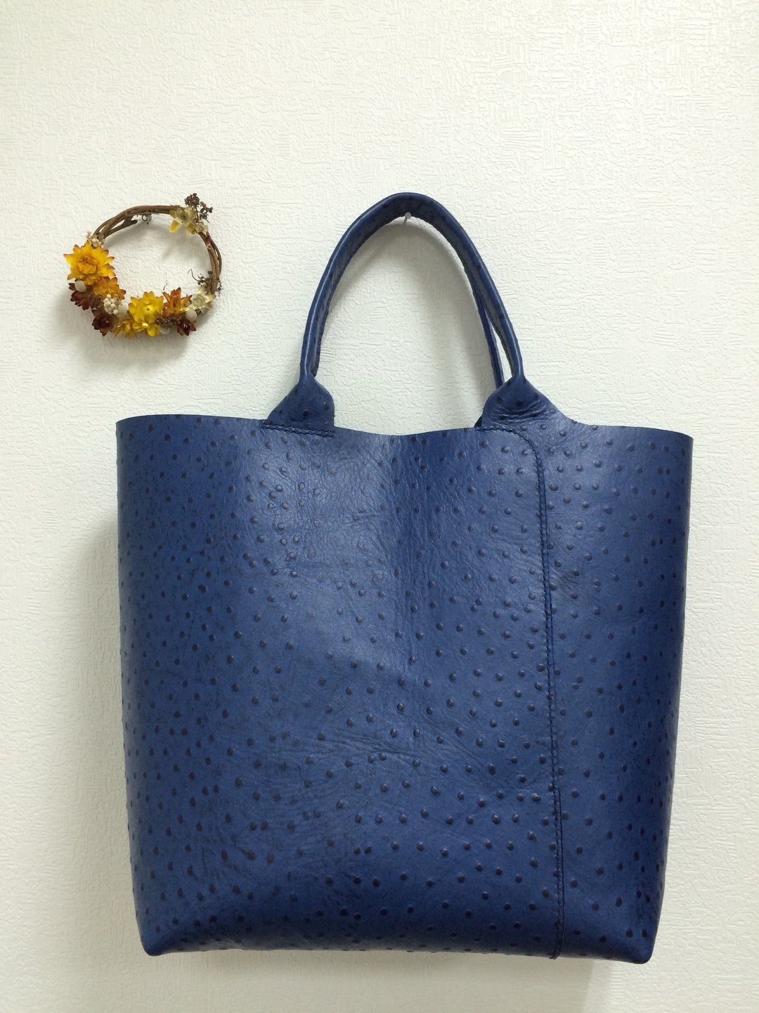 【Mio D.C.P.】Leather Tote Bag 蓝色鸵鸟纹托特包 - 手提包/手提袋 - 真皮 蓝色