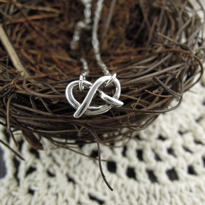 little Pretzel - 纯银锁骨链 - 项链 - 其他金属 灰色