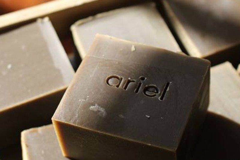 手工皂 ▥ 冷压月桂橄榄皂 - 香薰/精油/线香 - 植物．花 绿色