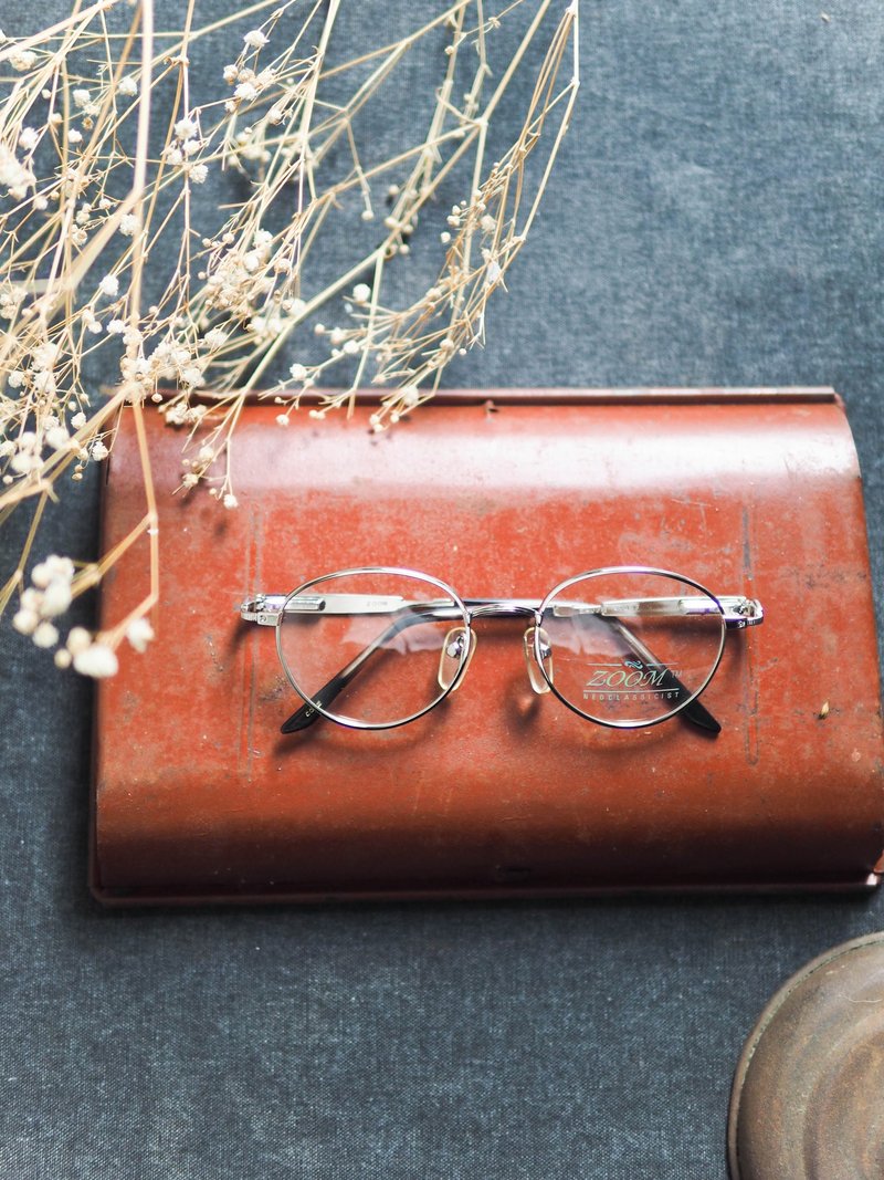 河水山 - 银色宇宙关节太空梭 镜面碎花 弹簧渐层镜脚 彩红圆拱型鼻桥眼镜 Japan 日本好学生 椭圆 - 眼镜/眼镜框 - 其他金属 灰色