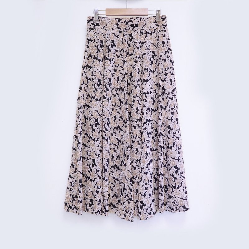 优雅花朵印在深蓝底色半透伞裙 - 裙子 - 其他材质 咖啡色