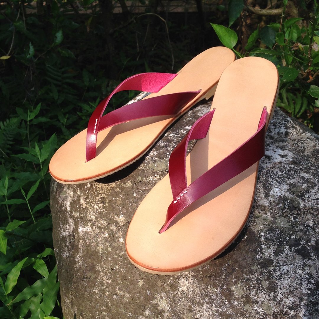 火鹤红＞希腊风皮革人字夹脚拖 手工制 flip-flops - 男女凉鞋 - 真皮 红色