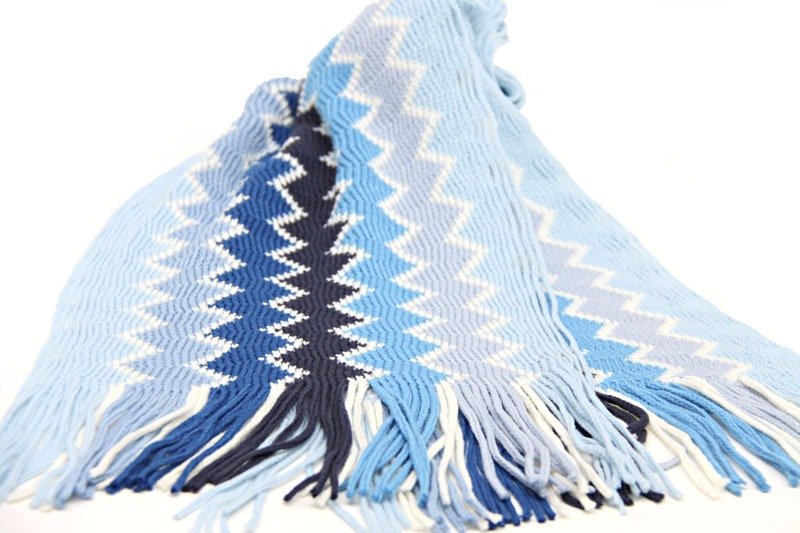 【围衣】ZigZag 水蓝系锯齿图腾保暖围巾 - 丝巾 - 其他材质 蓝色