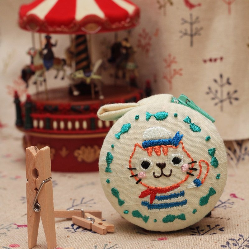 刺绣 ♥Hi 哇喜水手猫♥ 马卡龙零钱包 吊饰 钥匙圈 手作 婚礼小物 - 零钱包 - 绣线 绿色