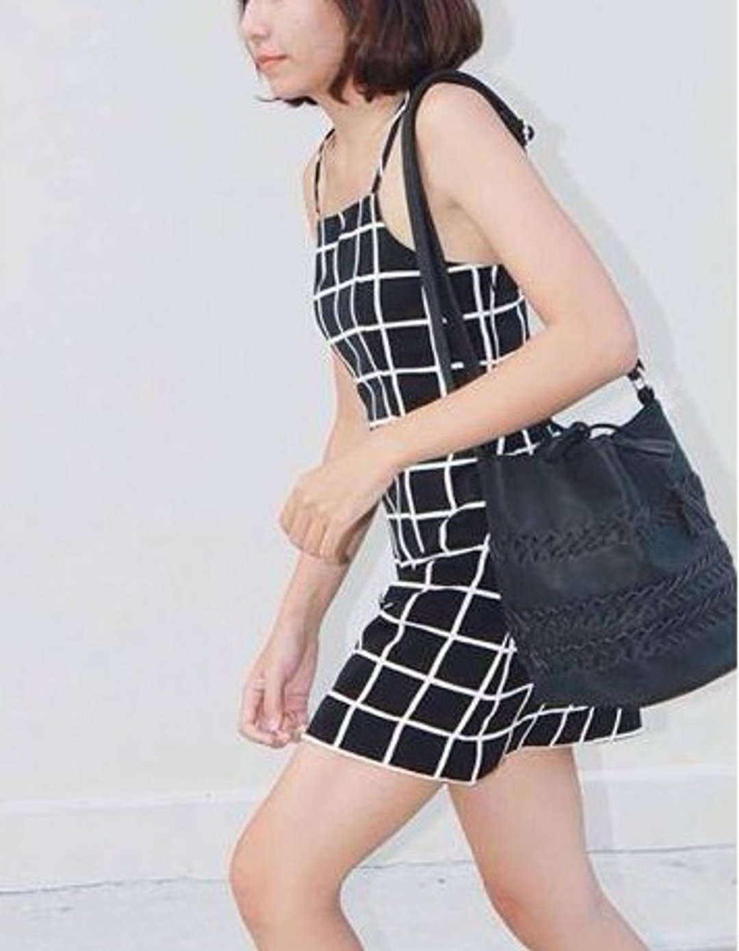 THE BOWLLY BAG / BLACK (DRAWSTRING BUCKET BAG) - 侧背包/斜挎包 - 压克力 黑色