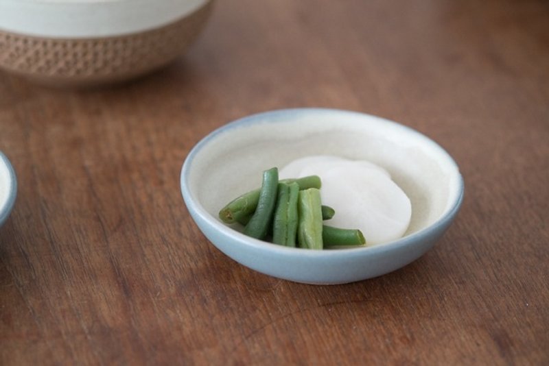 地球树fair trade-“2015 生活杂货系列”-陶制＿碟碗(有两色) - 浅碟/小碟子 - 其他材质 