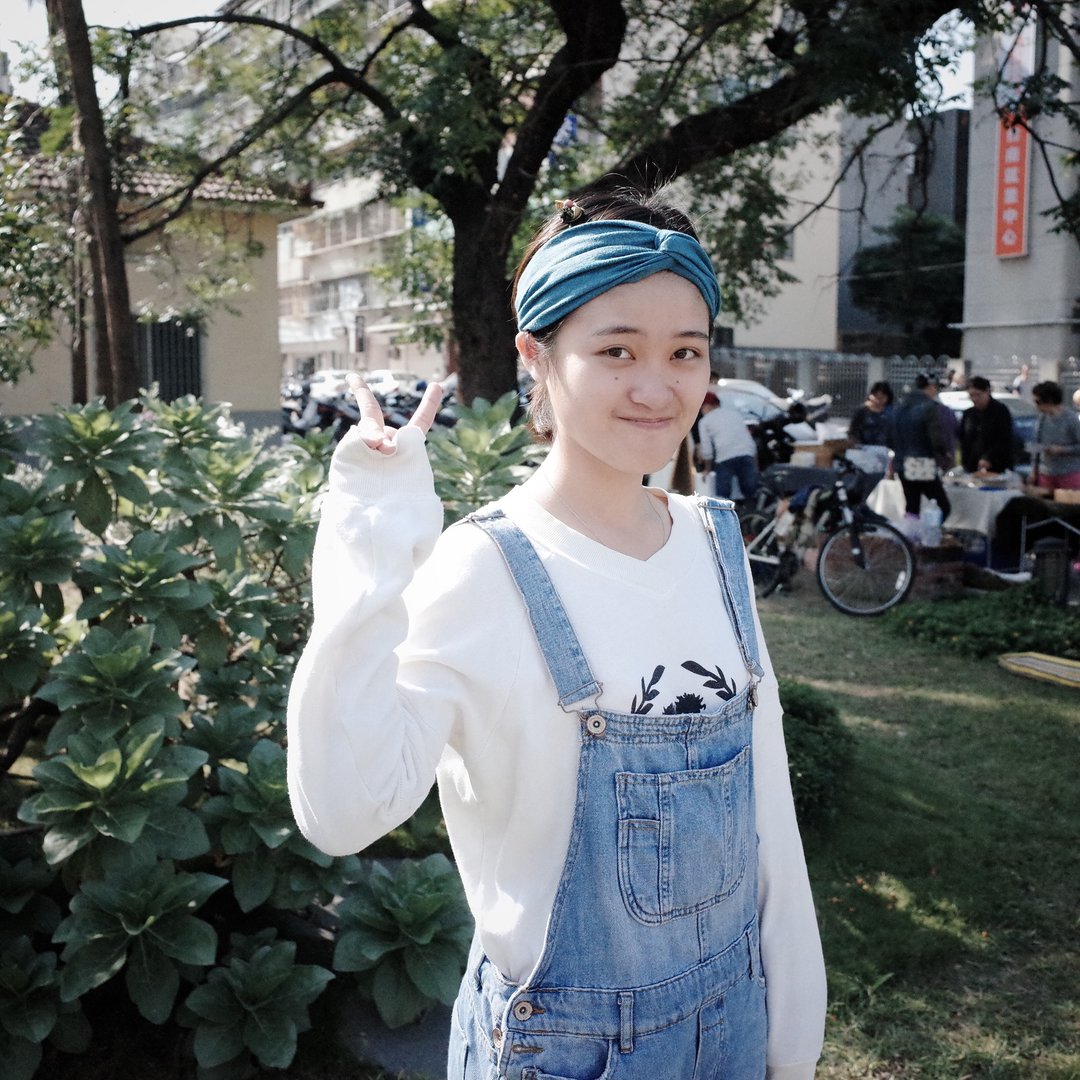 孔雀的漂亮羽毛 松紧宽版/手工发带 - 发带/发箍 - 棉 蓝色
