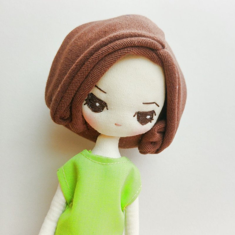 撞色蓬蓬裙女孩(黄绿色上衣，咖啡色裙子) - 其他 - 其他材质 绿色