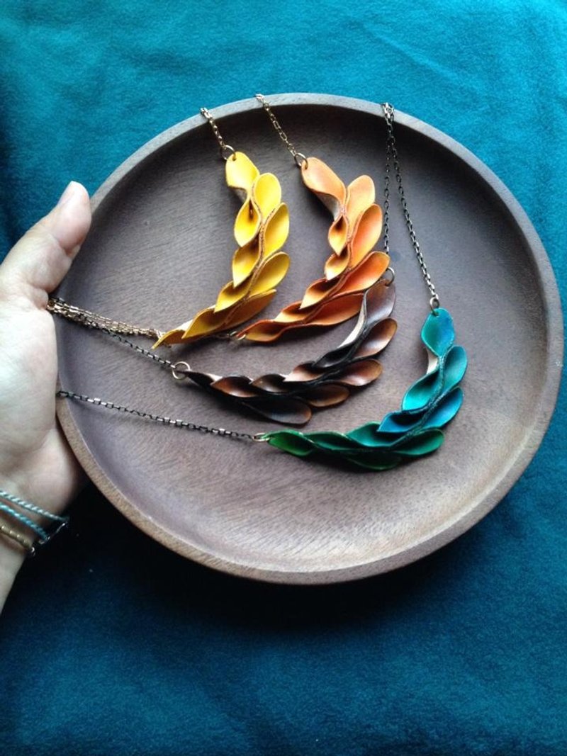 盛开中请勿打扰_皮革项链 - 项链 - 真皮 多色