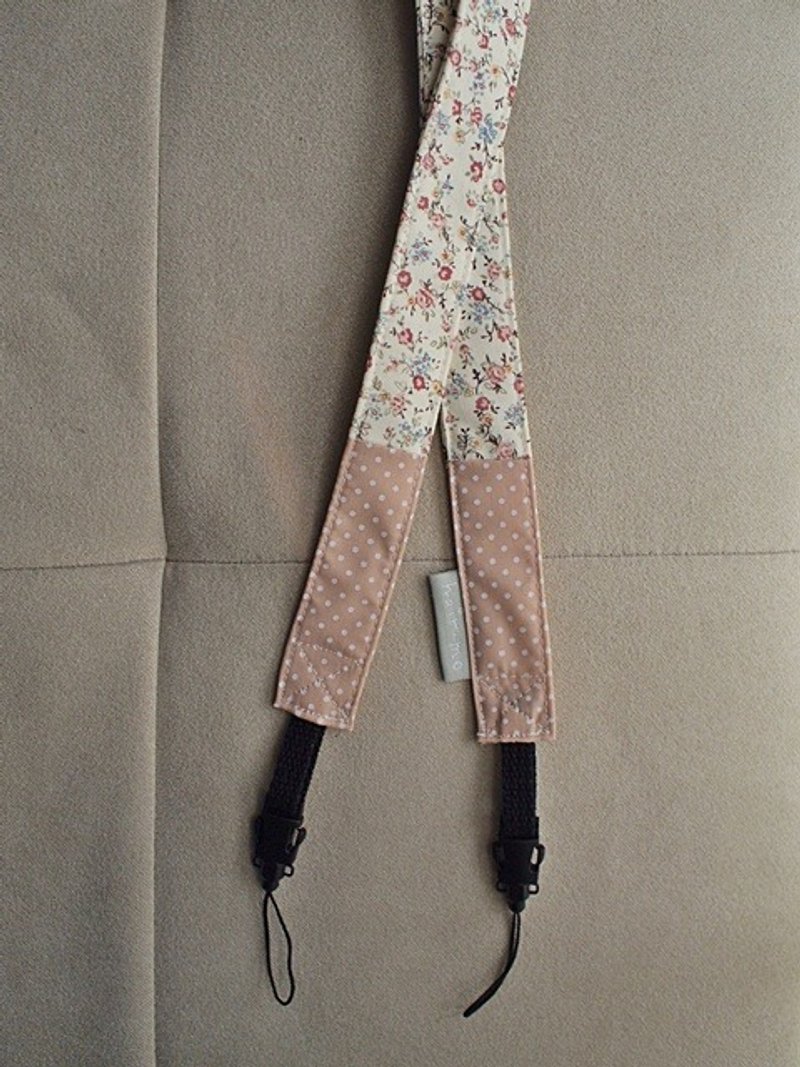 qmcmug订制。粉红小碎花手腕相机带-米点(单孔17cm) - 证件套/卡套 - 其他材质 金色