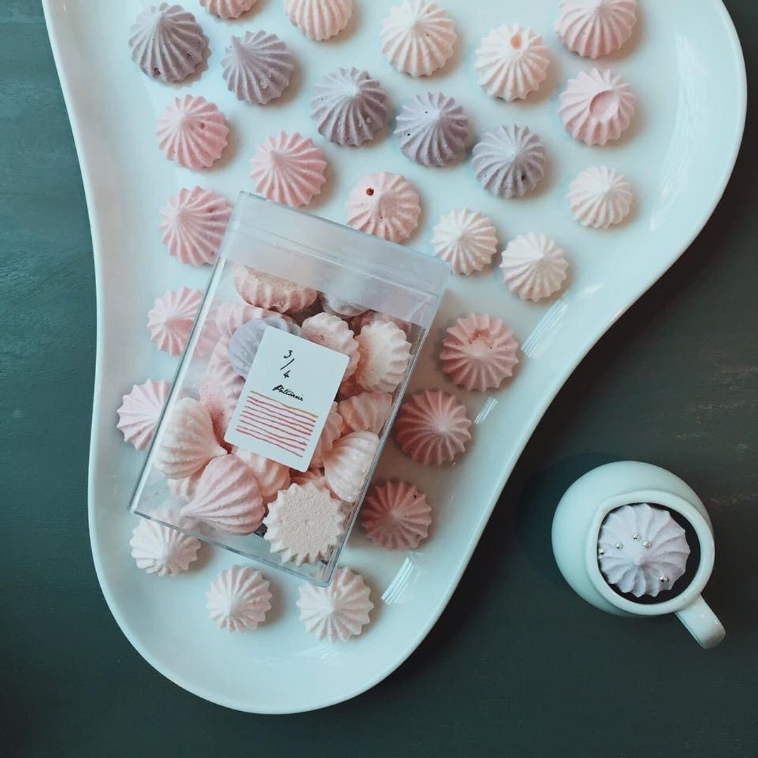 四分之三法式甜点 ［法式蛋白糖霜 Meringue］ - 零食/点心 - 新鲜食材 多色