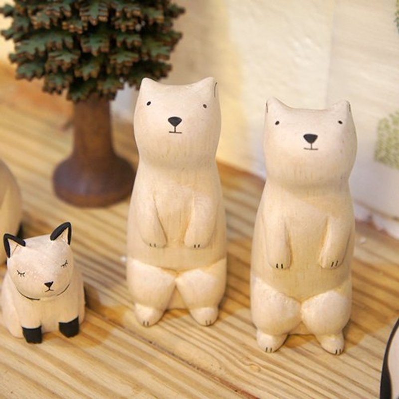 礼物:无垢纯色木作小动物_点点背心的狐檬 原木色疗愈系摆饰_单只贩售 - 其他 - 木头 卡其色