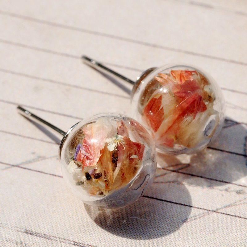 “爱家作- OMYWAY”DIY 干花  玻璃球 耳针 耳环 耳勾 垂挂 耳夹 Dried Flower - Glass Globe- Earrings- Drop Earrings - Drop Clip on Earrings - Clip Earrings - 耳环/耳夹 - 玻璃 白色
