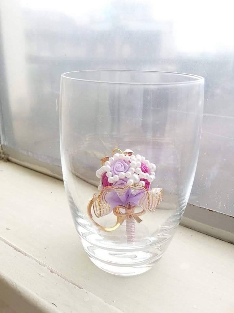 【Wedding】玫瑰花裙捧花 - 钥匙链/钥匙包 - 其他材质 多色