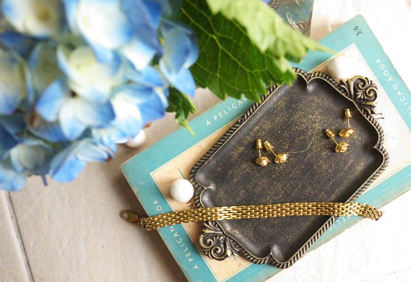 小女人玫瑰耳环 古黄铜/镀金  Choccy by SHIH18 - 耳环/耳夹 - 其他金属 橘色