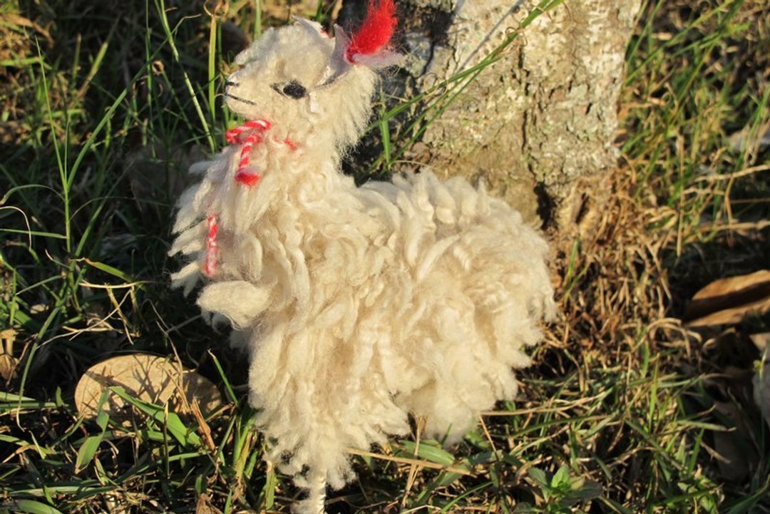 Alpaca 100% 毛料手工缝制 羊驼娃娃-白卷 - 玩偶/公仔 - 其他材质 白色